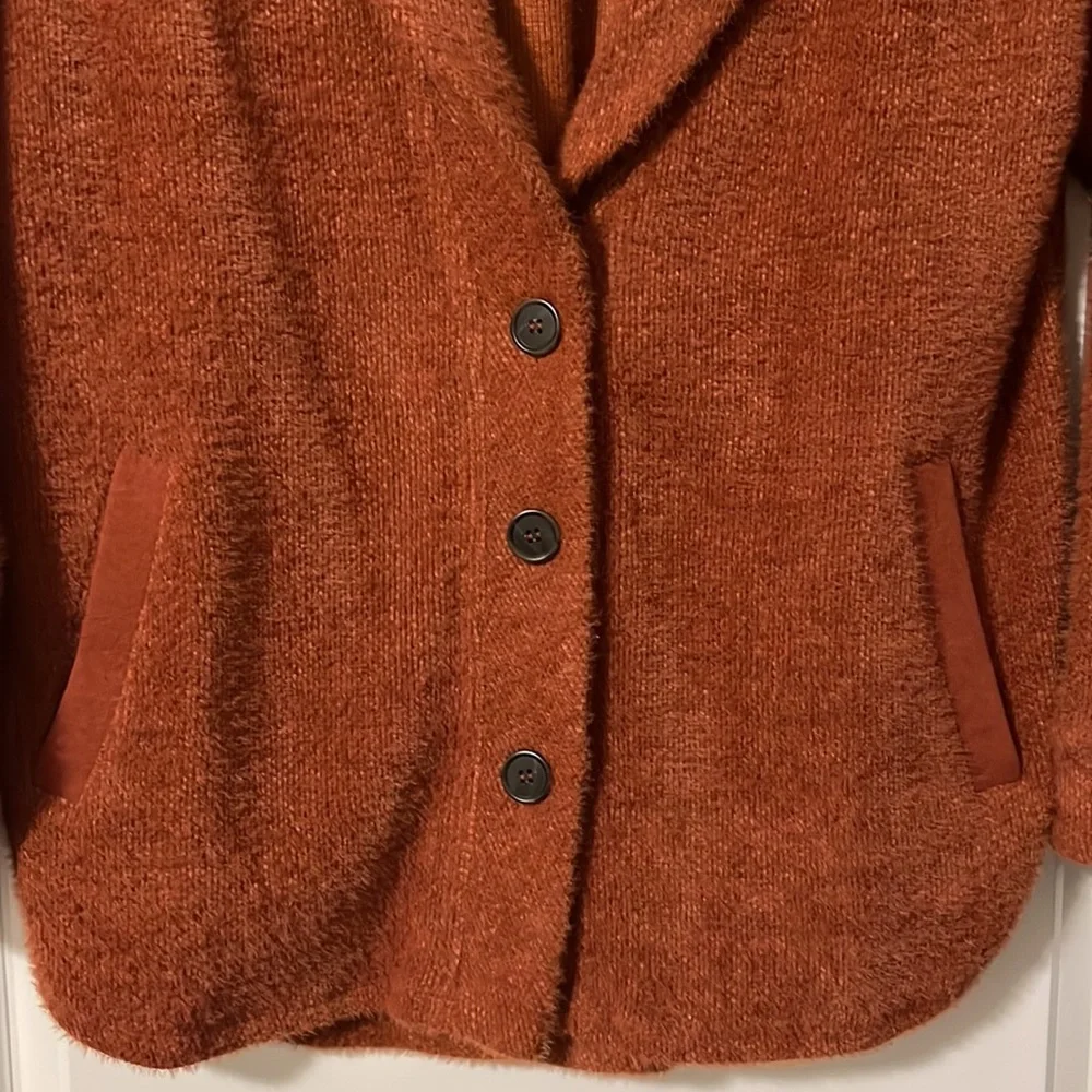 Shacket - Picture 2 of 7